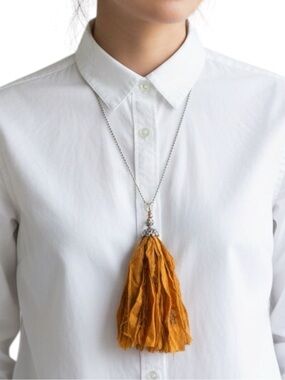 Hand Crafted Auburn Silk Tassel Pendant Bohemian Festival Necklace NWT